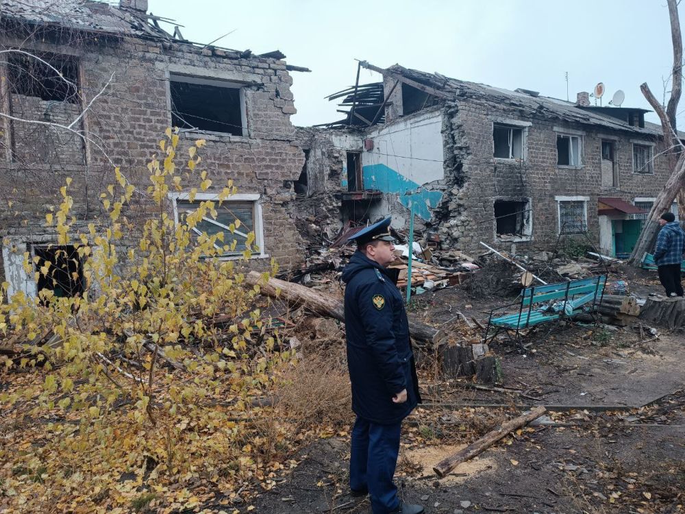 Прокуратура г. Стаханов Луганской Народной Республики провела проверку по обращению жителей г. Алмазное по вопросу отказа в выплате компенсации за жилое помещение, уничтоженное в результате боевых действий