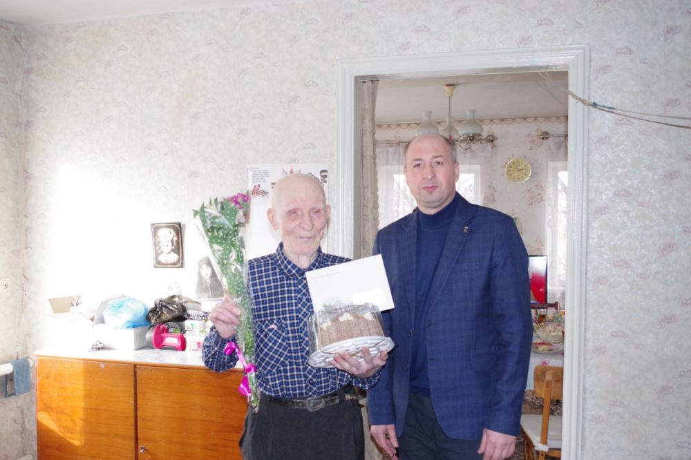 ������ ����������: ������� � 95-������ ������� ���������� �������� ������� ������������� ����� ������� ������� ��������� ������ ���� �������