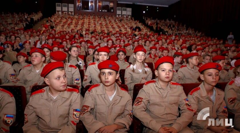 Около шести тыс. человек состоят в Юнармии в ЛНР