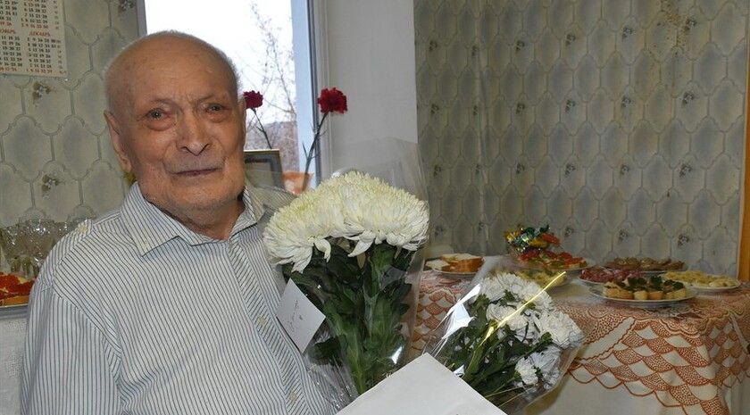 ����� ��������� �� 100-������ �������� ������� ������������� ����� �� ����������