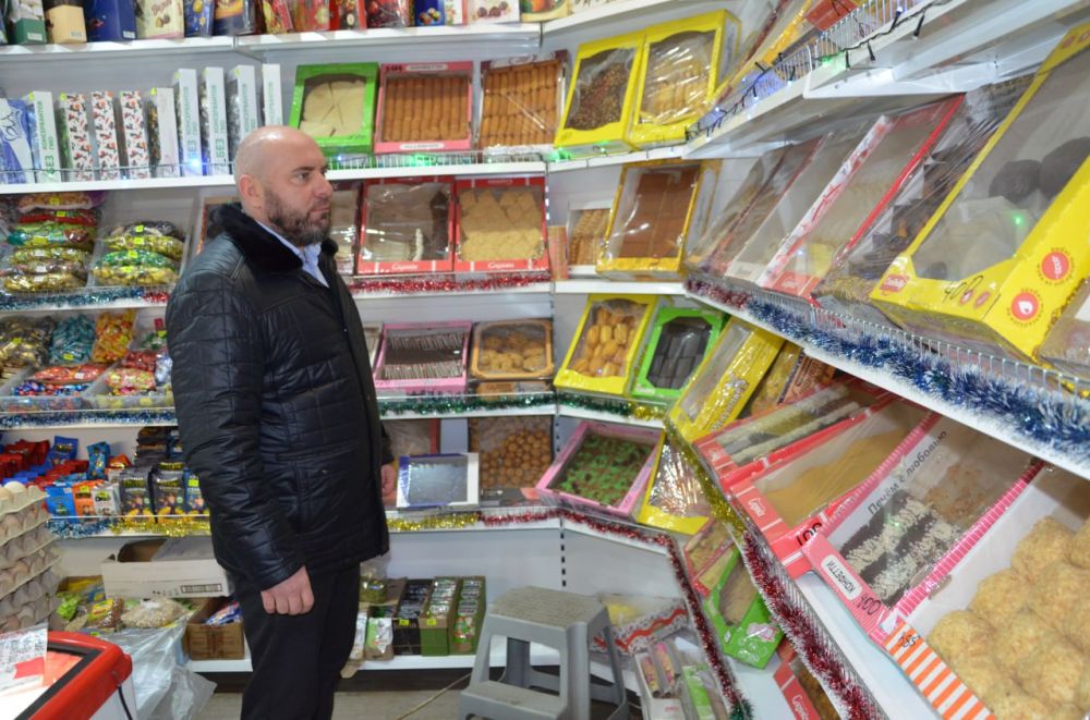 Вячеслав Третьяков: Сегодня мы провели мониторинг социальных значимых товаров в магазинах нашего города