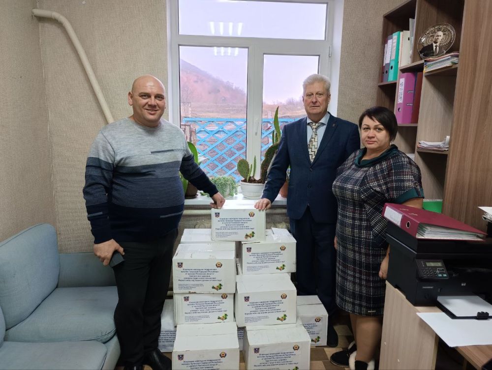 Сергей Козенко: Наш добрый друг и верный союзник, депутат Государственной Думы Виктор Дерябкин, вновь проявил свою заботу о нашем округе и его жителях