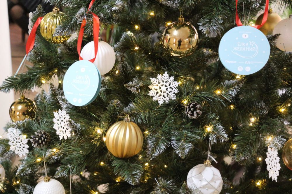 Сергей Саенко: Сегодня совместно с депутатом Народного Совета ЛНР Константином Бутримовым, председателем Совета Антрацитовского муниципального округа Викторией Сошиной и своими заместителями Маратом Гайсиным, Натальей...