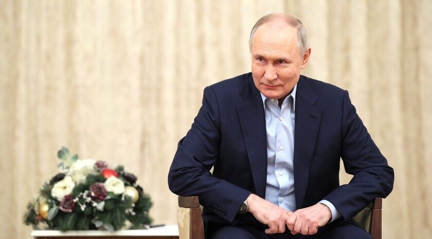 Песков рассказал, как Путин обычно проводит Новый год