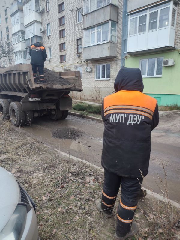 Сергей Козенко: На недавней встрече с членами семей погибших военнослужащих, участников специальной военной операции, обсудили важные вопросы, включая текущие бытовые проблемы, волнующие семьи