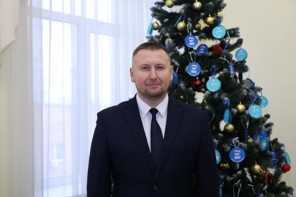 Поздравление Председателя Народного Совета Луганской Народной Республики Дениса Мирошниченко с Новым годом и Рождеством Христовым