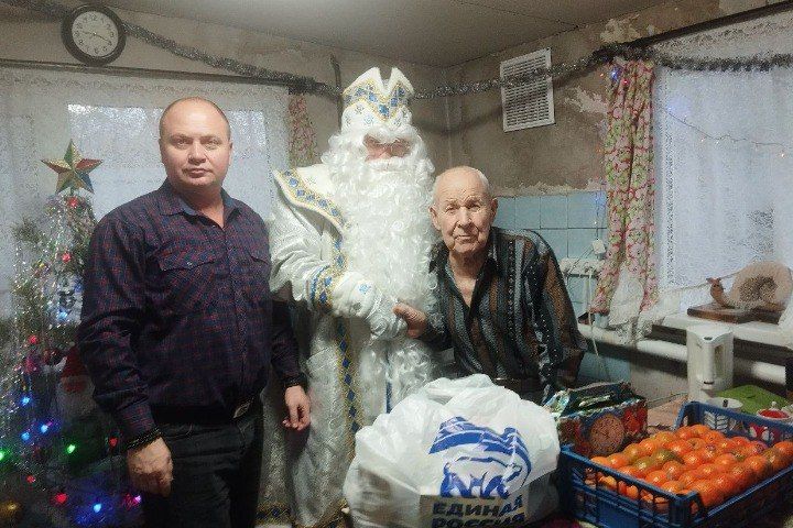 В ЛНР с Новым годом поздравили фронтовиков