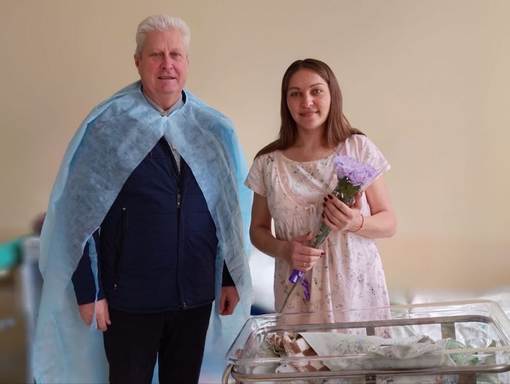 Сергей Козенко: У нас замечательная новость! 1 января, в первый день нового года, наш город Краснодон пополнился тремя новыми жителями