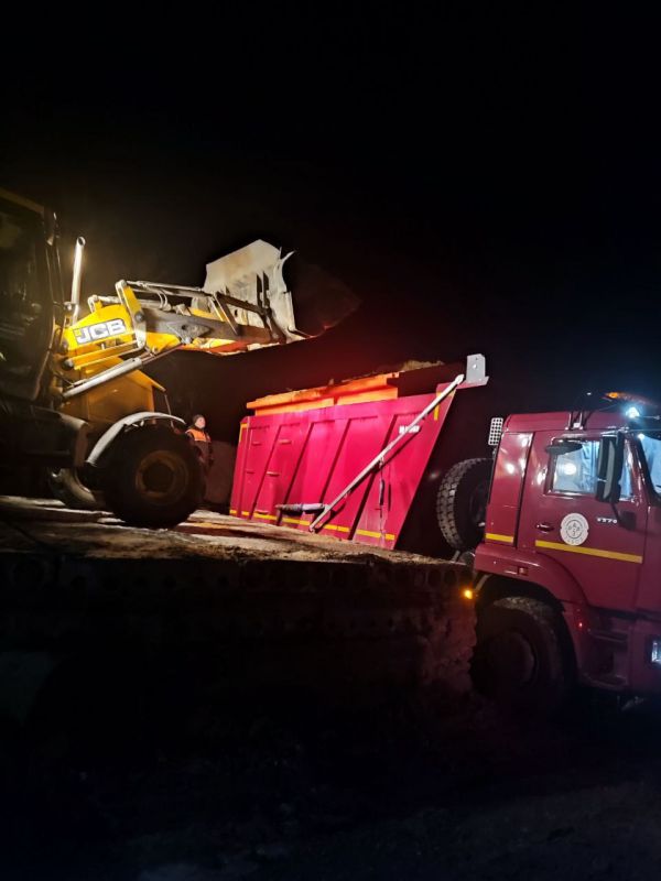 Сергей Козенко: В связи с выпадением осадков и резким понижением температуры на дорогах округа образовалась наледь, что несет существенный риск дорожной обстановке, как для водителей, так и для пешеходов