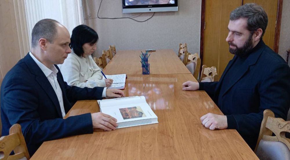 ������ ��������: � ��������� ��������� ������ ������� ���������� �������� ����������� ������ ������������� ������ � ������� ��������� � �������������� ���������� �������