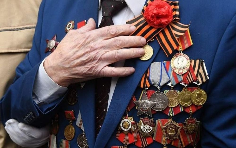 ������� ������� � ������� 80 ����� ������, �������� ����� ����������, �����������: