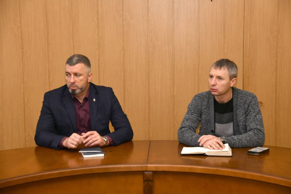 ������ �������: ������� ������ ��������� ����������� �� ���������� � ���������� ������������ 80-� ��������� ������ � ���