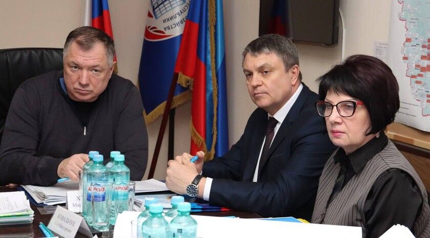 Пасечник поручил Председателю Правительства ЛНР активизировать работу в рамках нацпроектов