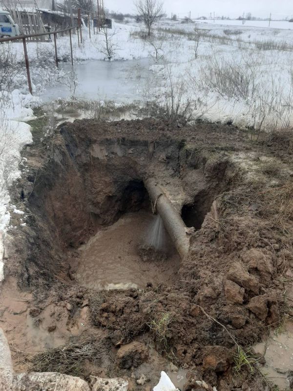 Сергей Козенко: На территории Краснодонского муниципального округа продолжается активная работа по устранению аварийных ситуаций на сетях водоснабжения и водоотведения