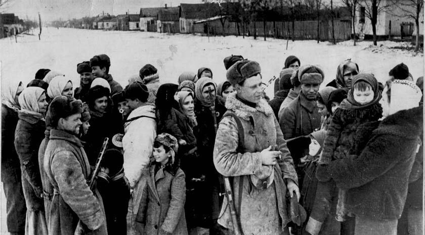 1943. �� ���� ������ ��������� �������������� ����� 70 ����� ������ �������