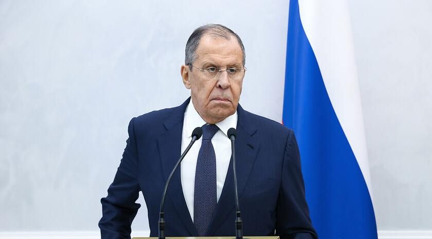 Глава МИД РФ Сергей Лавров и помощник Президента Юрий Ушаков отправляются в Эр-Рияд (Саудовская Аравия) для встречи с представителями США