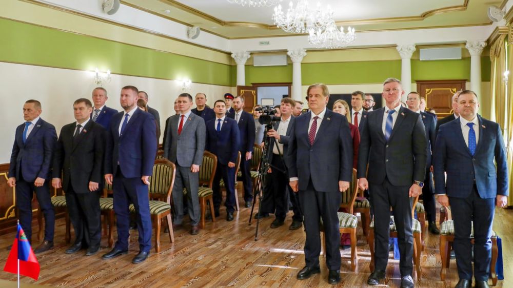 Народный Совет ЛНР заключил соглашения о сотрудничестве с парламентами Владимирской, Кемеровской, Курганской областей и Ханты-Мансийского автономного округа – Югры