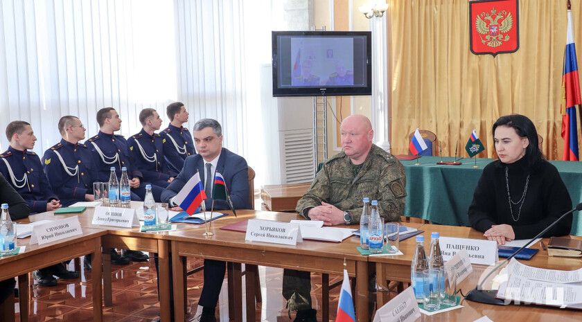 ��������� �������� ����� � 80-����� ������ ������� ������������ �������� �������� �� ��� � ���