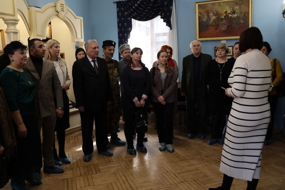     . .     ,               ...