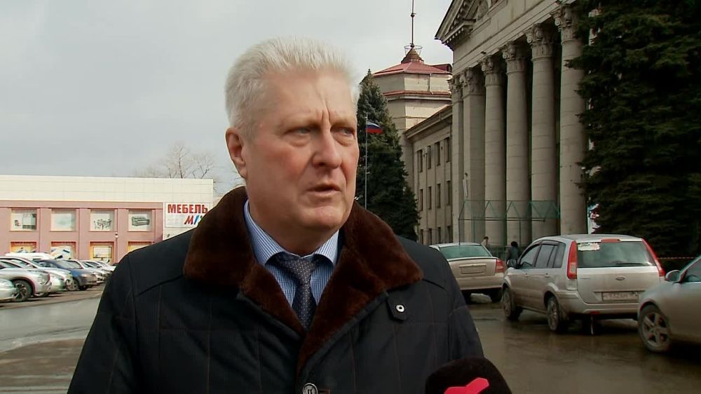 Сергей Козенко: В Краснодоне стартовали активные работы по реализации проекта «Благоустройство Аллеи Дружбы»