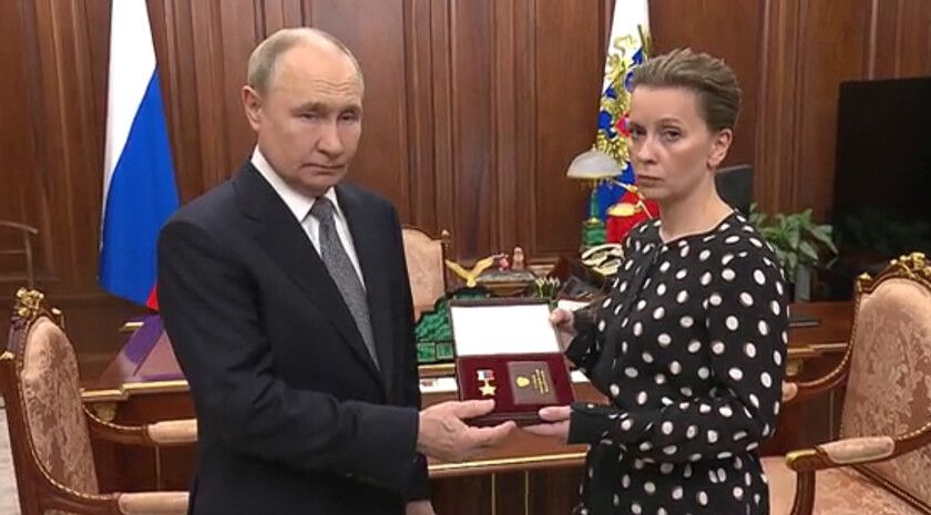 ����� ������ �������� ������ ����� �����, ������������� ��� �� ���� � ������� ���