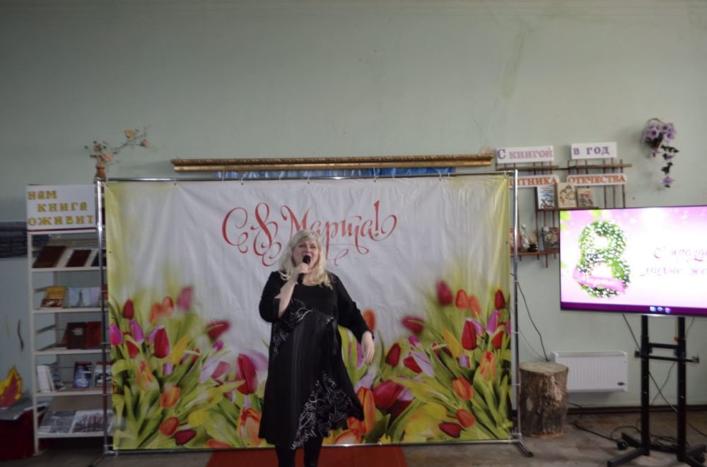 Седьмого марта в пгт Запорожье и г. Вахрушево прошли праздничные мероприятия, посвящённые Международному женскому дню 8 Марта