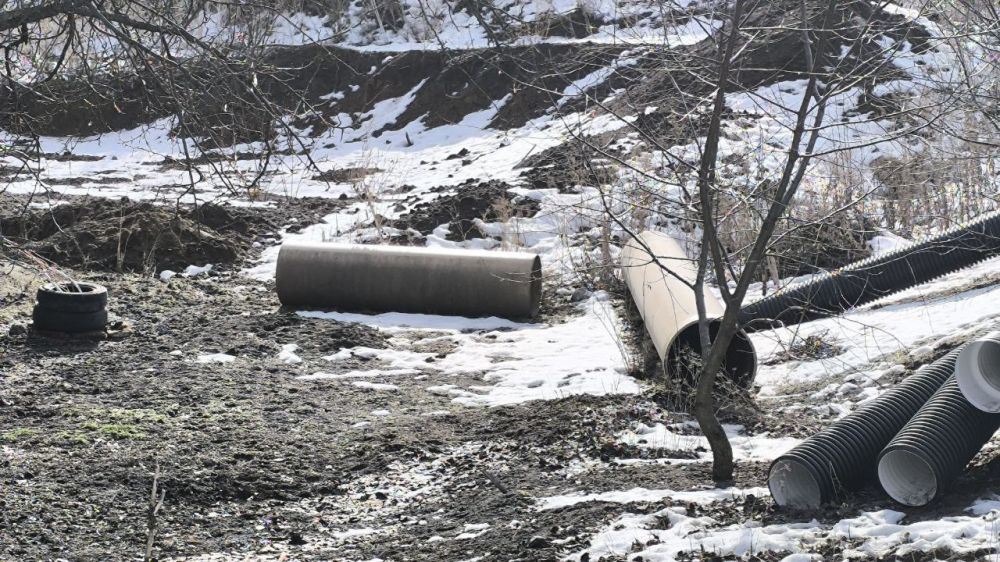Сергей Козенко: В Краснодоне в рамках соглашения о сотрудничестве между Тюменской областью и Краснодонским муниципальным округом специалисты компании «ТюменьБурСтрой» занимаются проектированием участков городского водовода...