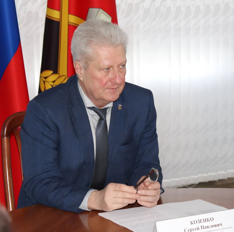 Сергей Козенко: Сегодня в Администрации Краснодонского муниципального округа у нас состоялась встреча с представителями религиозных общественных объединений, расположенных на территории муниципалитета