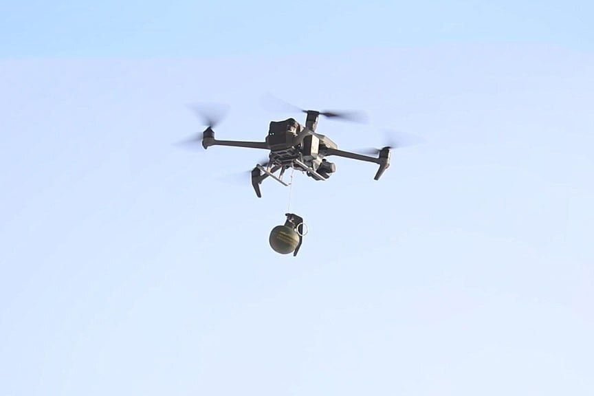 В г. Приволье в результате сброса боеприпаса с БПЛА ВСУ погибли два человека