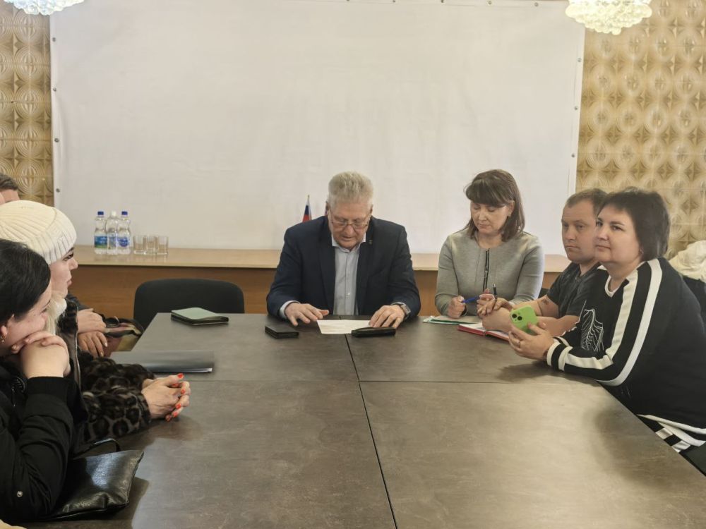 Сергей Козенко: Сегодня в городе Суходольске провел встречу, которая является частью регулярных мероприятий по поддержке семей наших погибших участников специальной военной операции