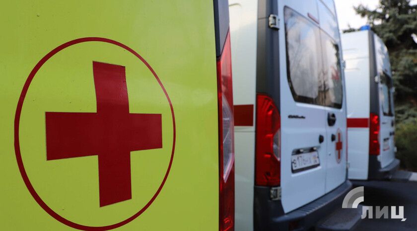 ВСУ дроном атаковали рабочих при разгрузке стройматериалов в Кременной, ранен водитель