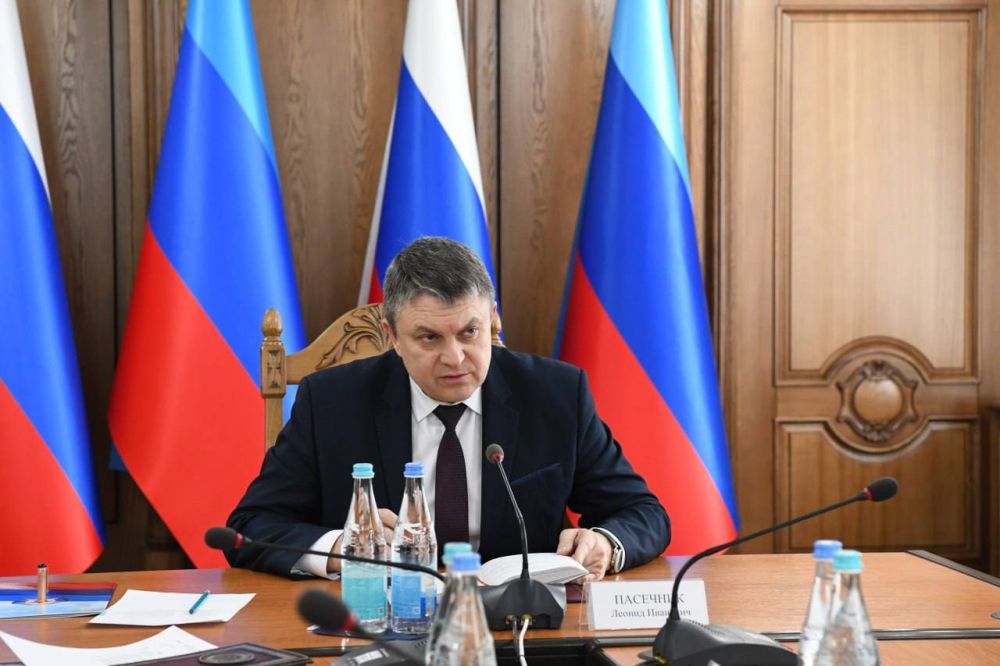 Леонид Пасечник: Провел рабочее совещание по реализации государственной политики в сфере спорта