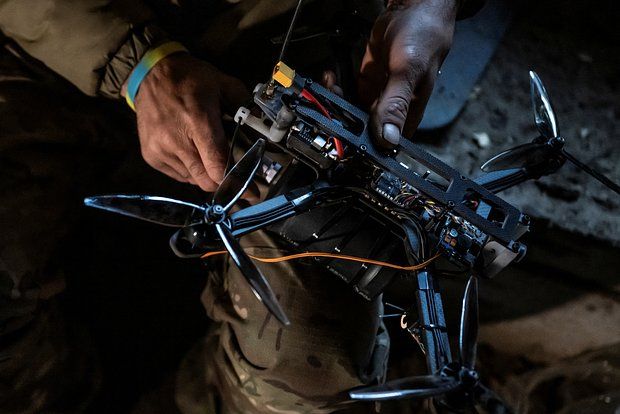 Дрон ВСУ атаковал рабочих в ЛНР, на месте находился астраханский замминистра ЖКХ