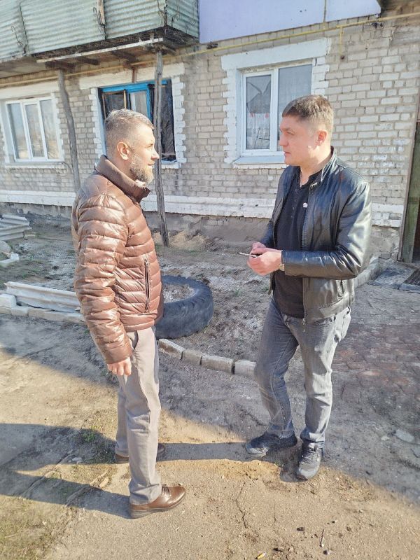 Вячеслав Третьяков: Сегодня мой первый заместитель, Владимир Запорожец, совместно с Евгением Романьковым, заместителем начальника управления по взаимодействию с органами местного самоуправления Астраханской области, провели...