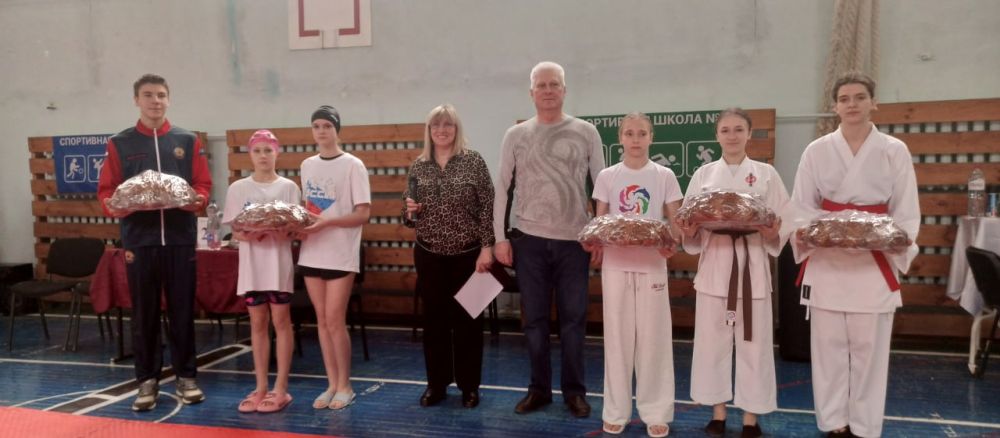 Сергей Козенко: Сегодня, 22 марта, на базе Молодогвардейской спортивной школы № 2 состоялись два знаковых мероприятия: первенство по плаванию, посвящённое памяти героев «Молодой гвардии», и турнир по карате WKF, приуроченный...