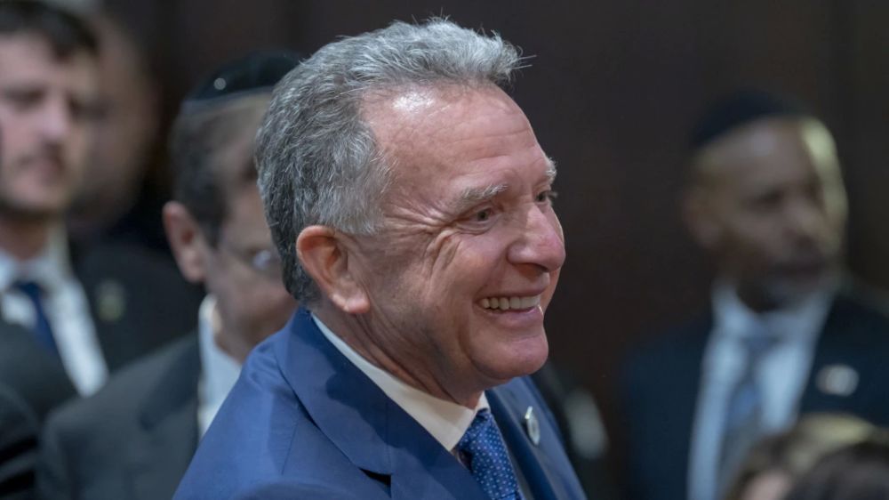 Украина требует отстранить Уиткоффа после его "поклона" России: США включают тактику "step by step"