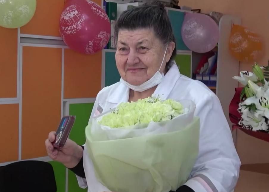 Наталия Пащенко: Врач-педиатр поликлиники г.Горское награждена нагрудным знаком "За милосердие"