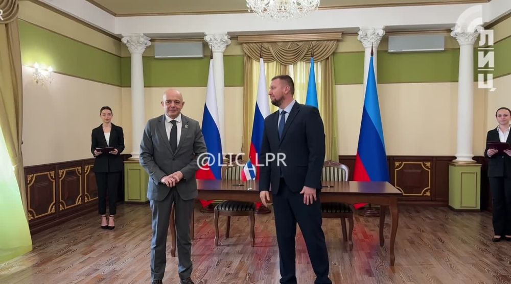 Народный Совет ЛНР и Верховный Совет Республики Хакасия подписали в Луганске соглашение о сотрудничестве