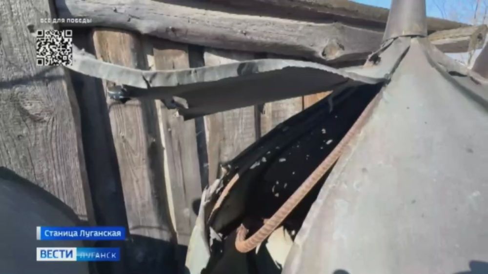 В Станично-Луганском храме Святителя Николая возвели новые купола на входную арку