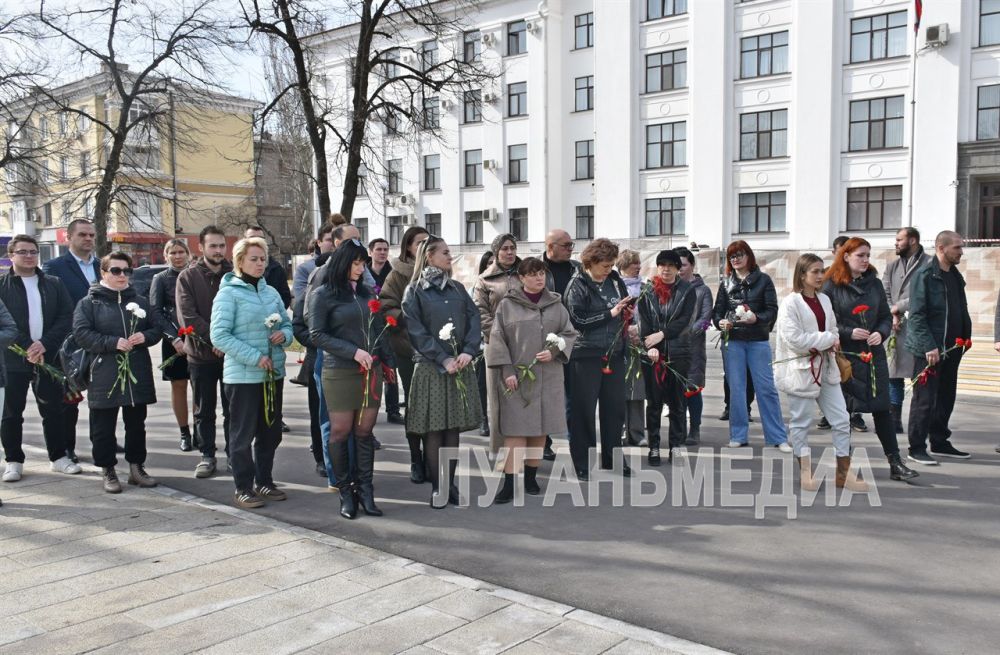 Луганские журналисты почтили память коллег, погибших под Кременной