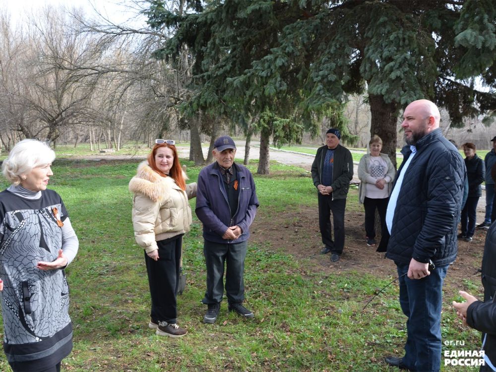 Сегодня в нашем городе состоялась важная акция – высадка деревьев