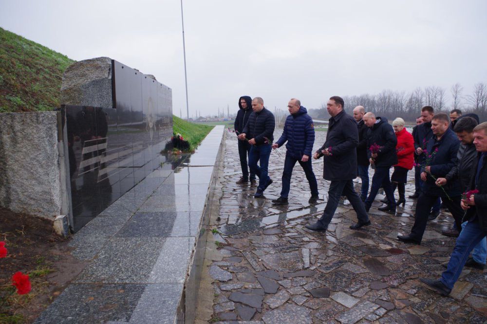 ������ ����������: ��������������� ����� �������� ������������� �������� �������������������� � �������������� ���������� �����ʻ � ���������� ����������� ������������ �������� ������������������