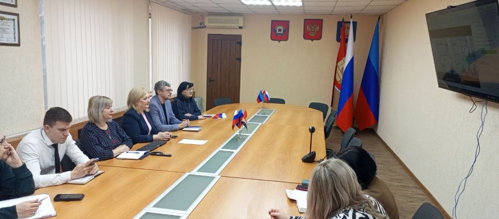 � �����-�������� � �� �����