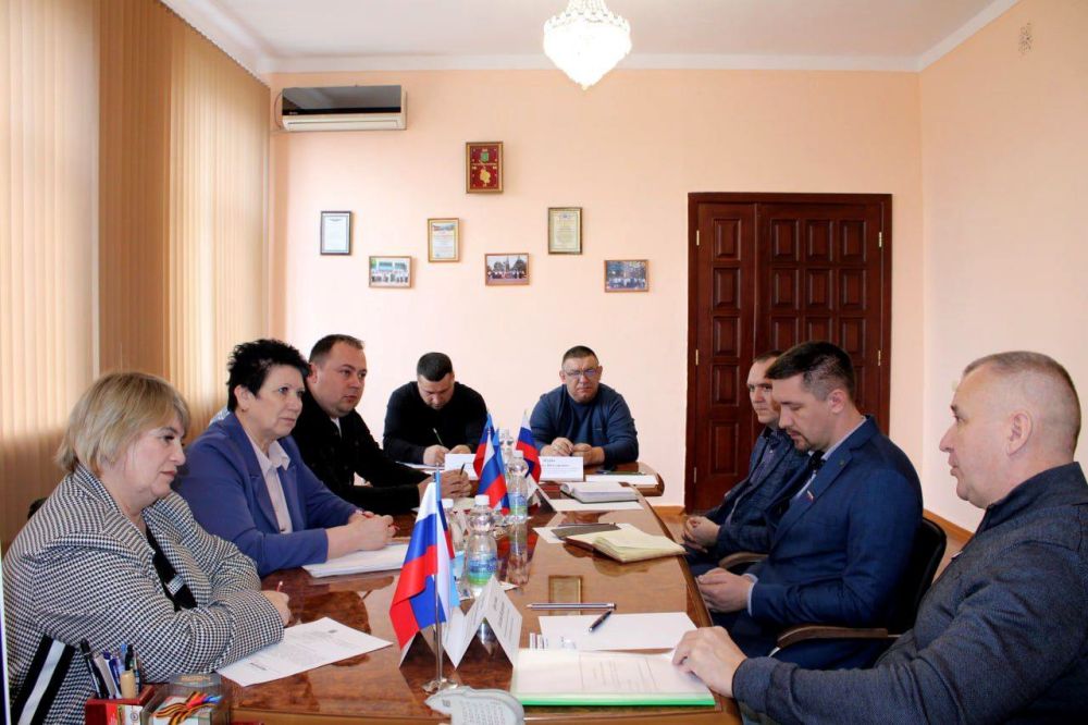 В Белокуракино состоялось выездное совещание Министра природных ресурсов и экологии Луганской Народной Республики с представителями администраций трех муниципальных образований
