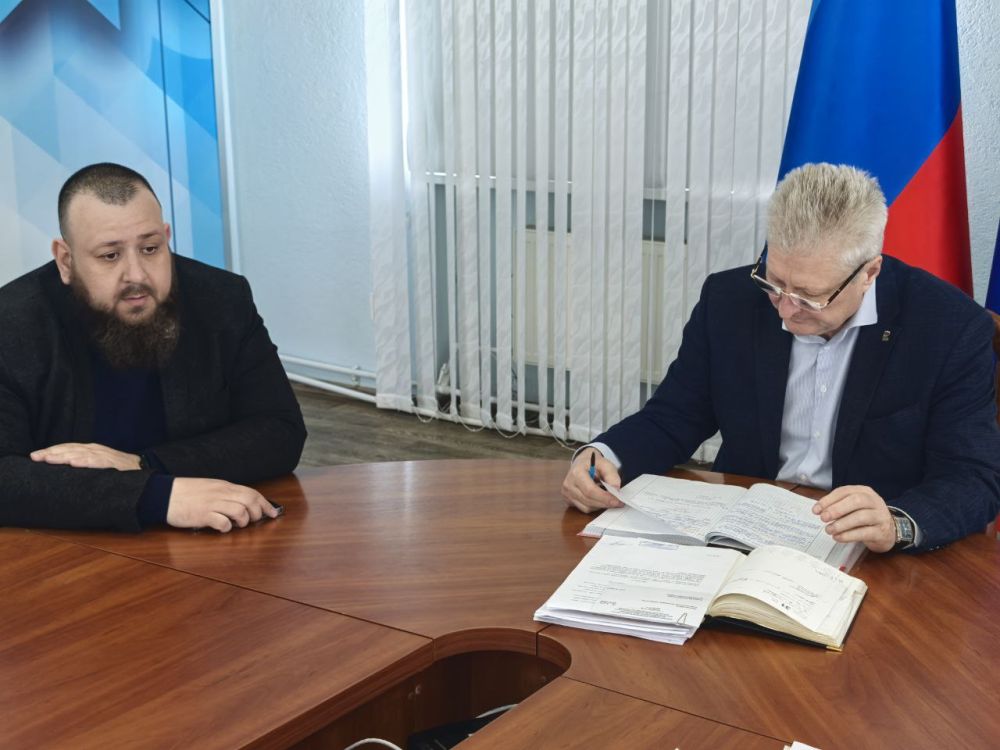 Сергей Козенко: Сегодня провел расширенное аппаратное совещание с участием руководителей структурных подразделений Администрации и начальников управления и отделов по жизнеобеспечению нашего муниципального округа