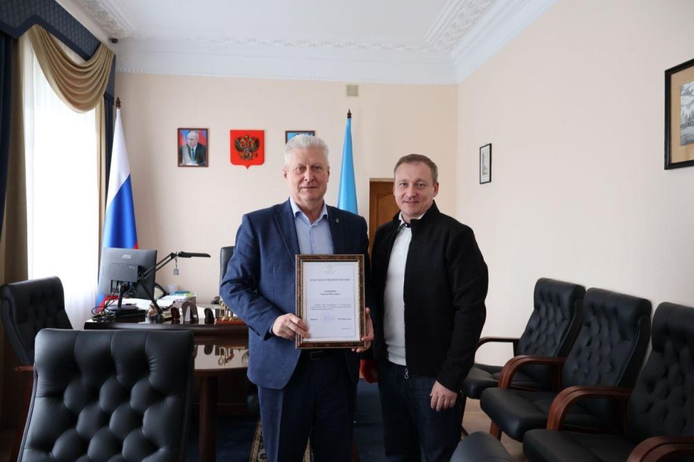 Сергей Козенко: В конце прошедшей недели наш округ посетил заместитель Министра строительства и жилищно-коммунального хозяйства Луганской Народной Республики Артём Анисимов