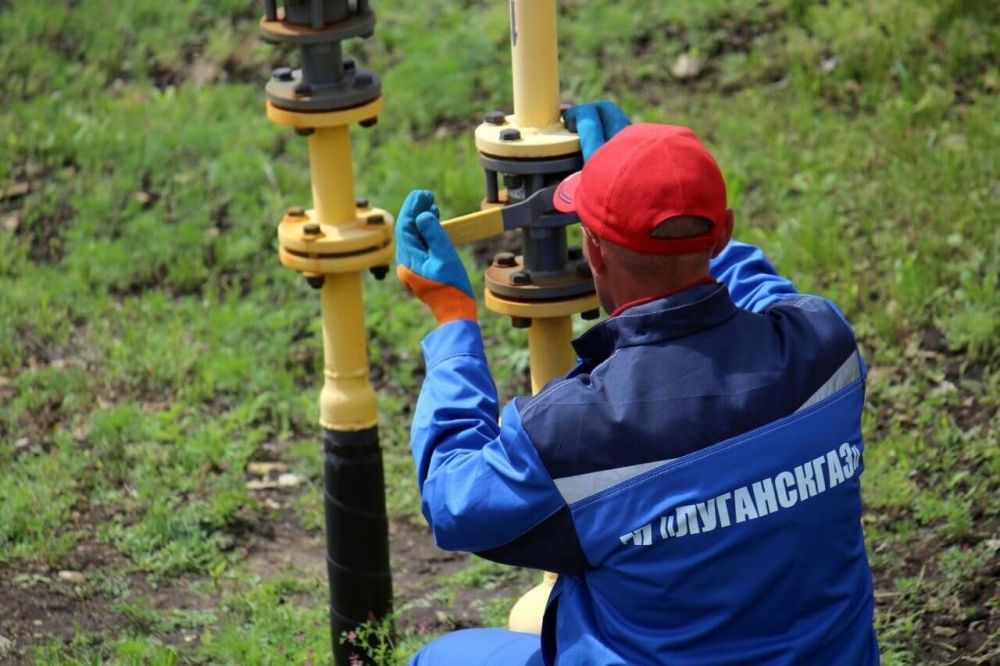 Удар ВСУ по ГСР "Сватово" оставил без газа более 11 тысяч абонентов