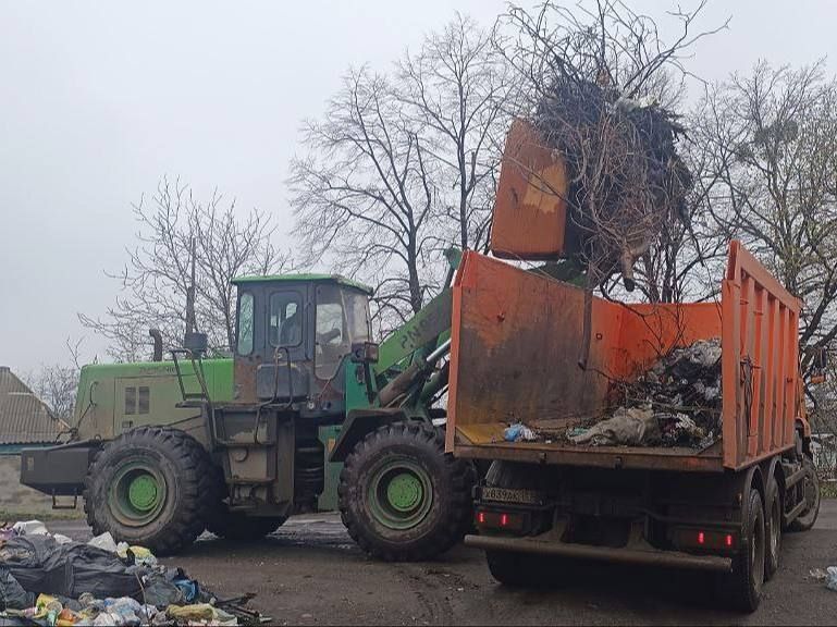 Сергей Колягин: Ничто так не постоянно в нашем городском округе, как борьба сотрудников Муниципального унитарного предприятия «Экотранс города Первомайска» с несанкционированными свалками, образовывающимися вблизи точек...