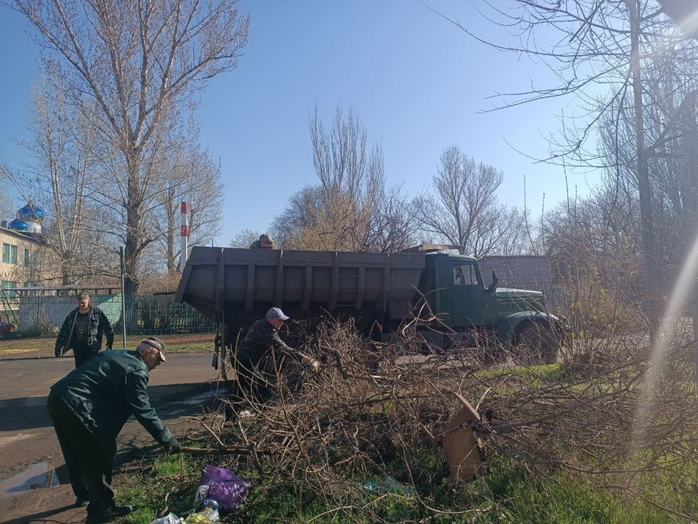 Сергей Козенко: В Луганской Народной Республике активно реализуется акция «Чистая республика - 2025», в которой Краснодонский муниципальный округ принимает самое активное участие