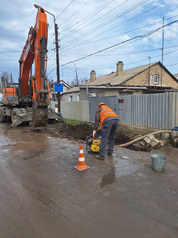 Сергей Козенко: Специалисты аварийной бригады «ТюменьБурСтрой» шефа-региона продолжают выполнять важные работы на сетях водоснабжения и водоотведения Краснодонского округа